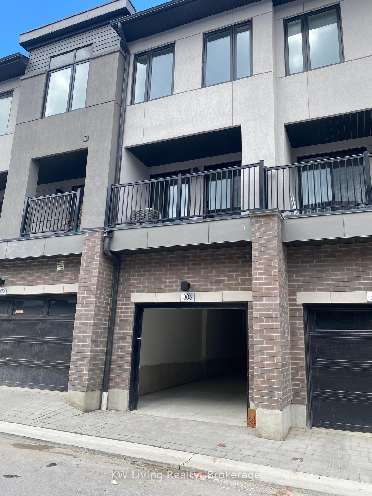 Photo 3 of Unit 806, 1695 Dersan Street, Pickering, Duffin Heights — HOMEH
