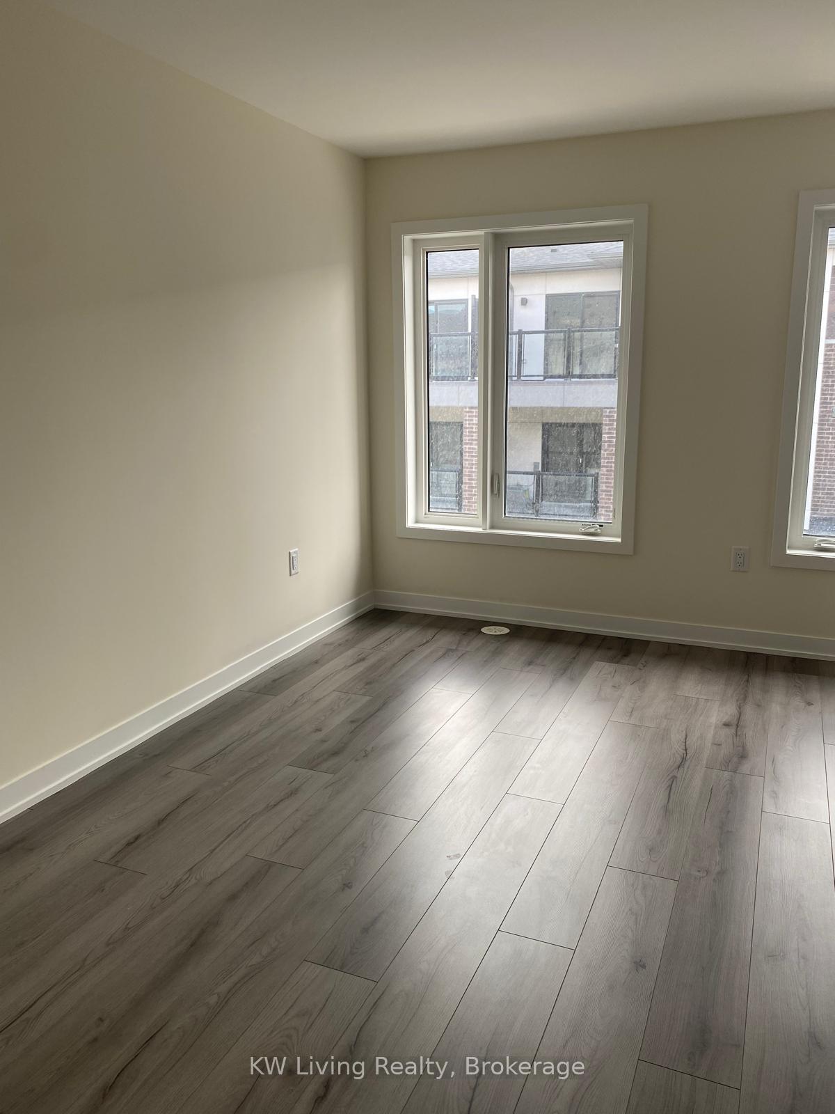 Photo 9 of Unit 806, 1695 Dersan Street, Pickering, Duffin Heights — HOMEH