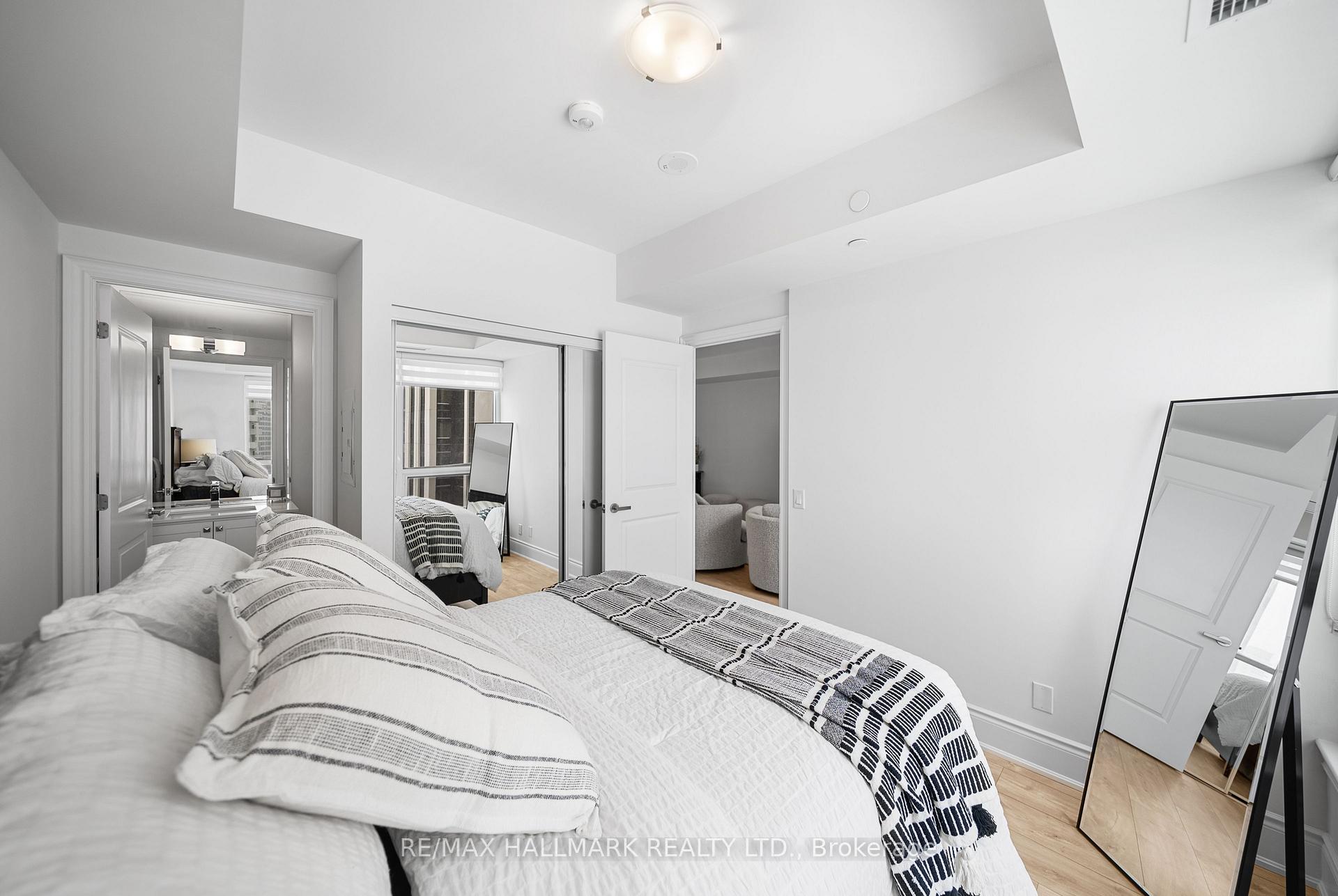 Photo 16 of Unit 902, 9075 Jane Street, Vaughan, Concord — HOMEH
