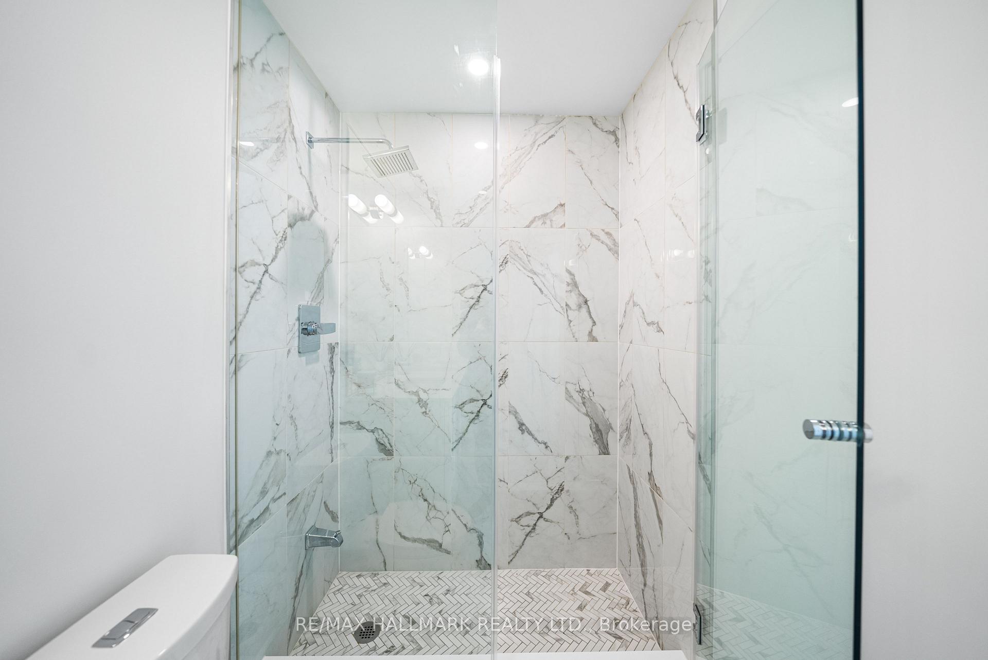 Photo 19 of Unit 902, 9075 Jane Street, Vaughan, Concord — HOMEH