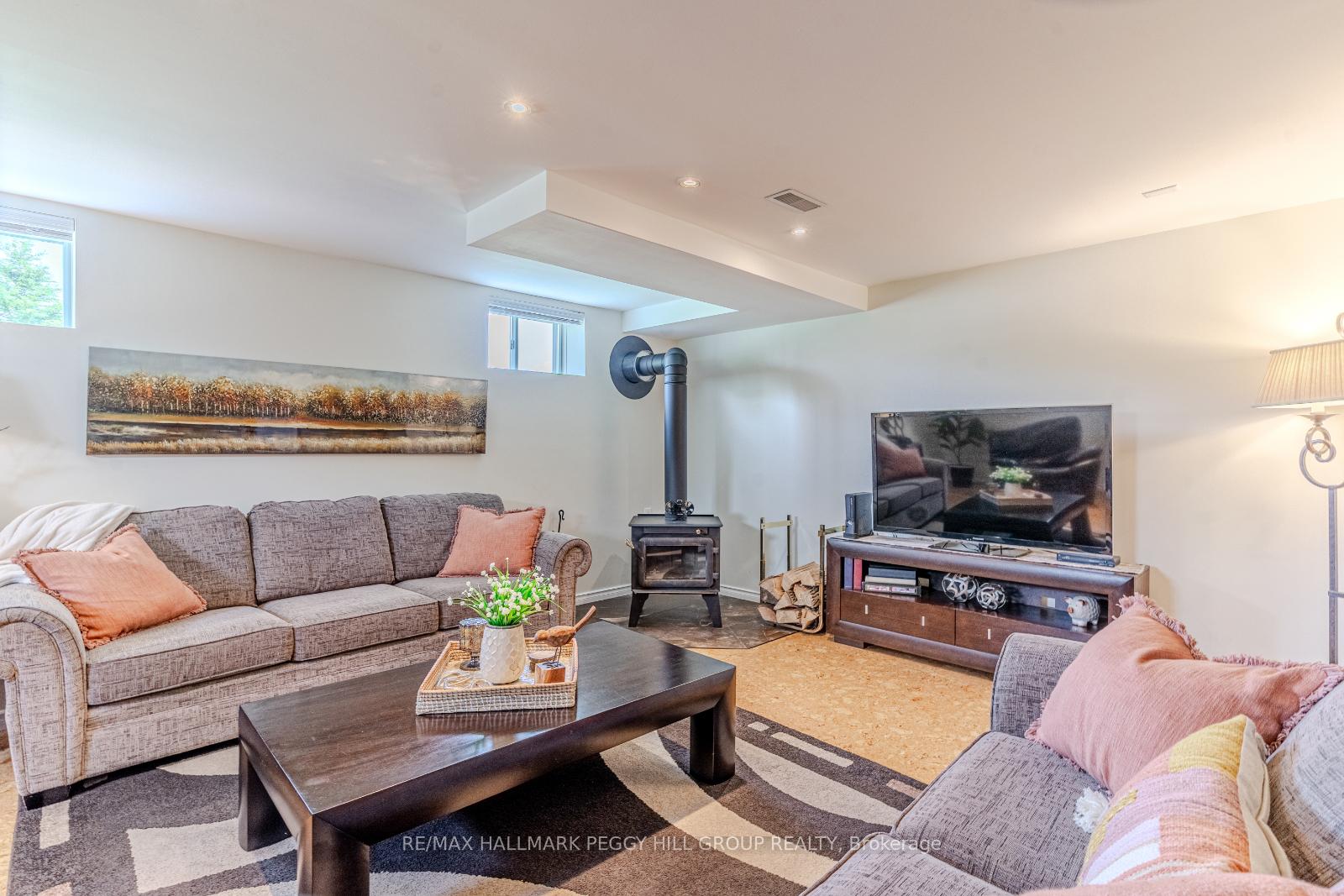 Photo 12 of 3413 McCarthy Drive, Clearview, Rural Clearview — HOMEH