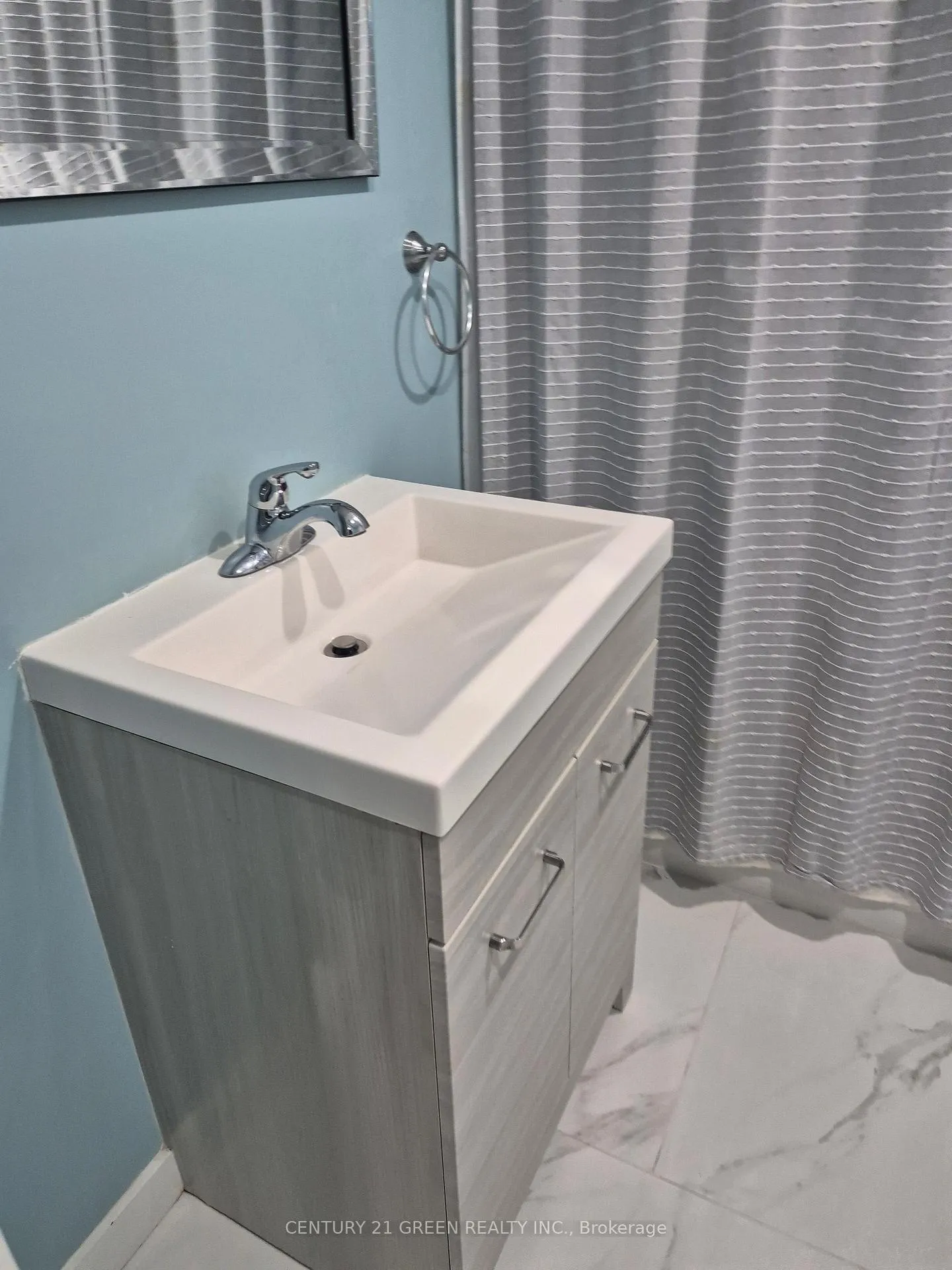 Photo 12 of Unit Lower, 221 Gardenbrooke Trail, Brampton, Bram East — HOMEH