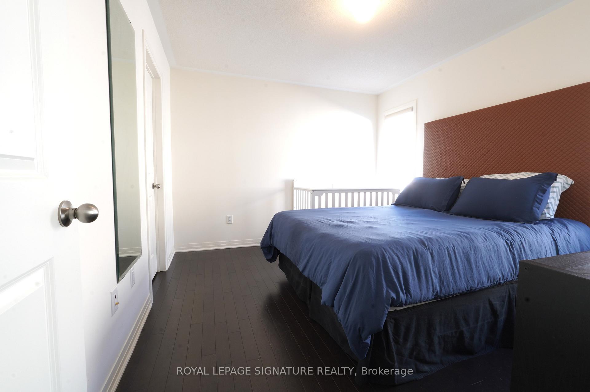Photo 18 of 212 Lord Elgin Lane, Clarington, Bowmanville — HOMEH