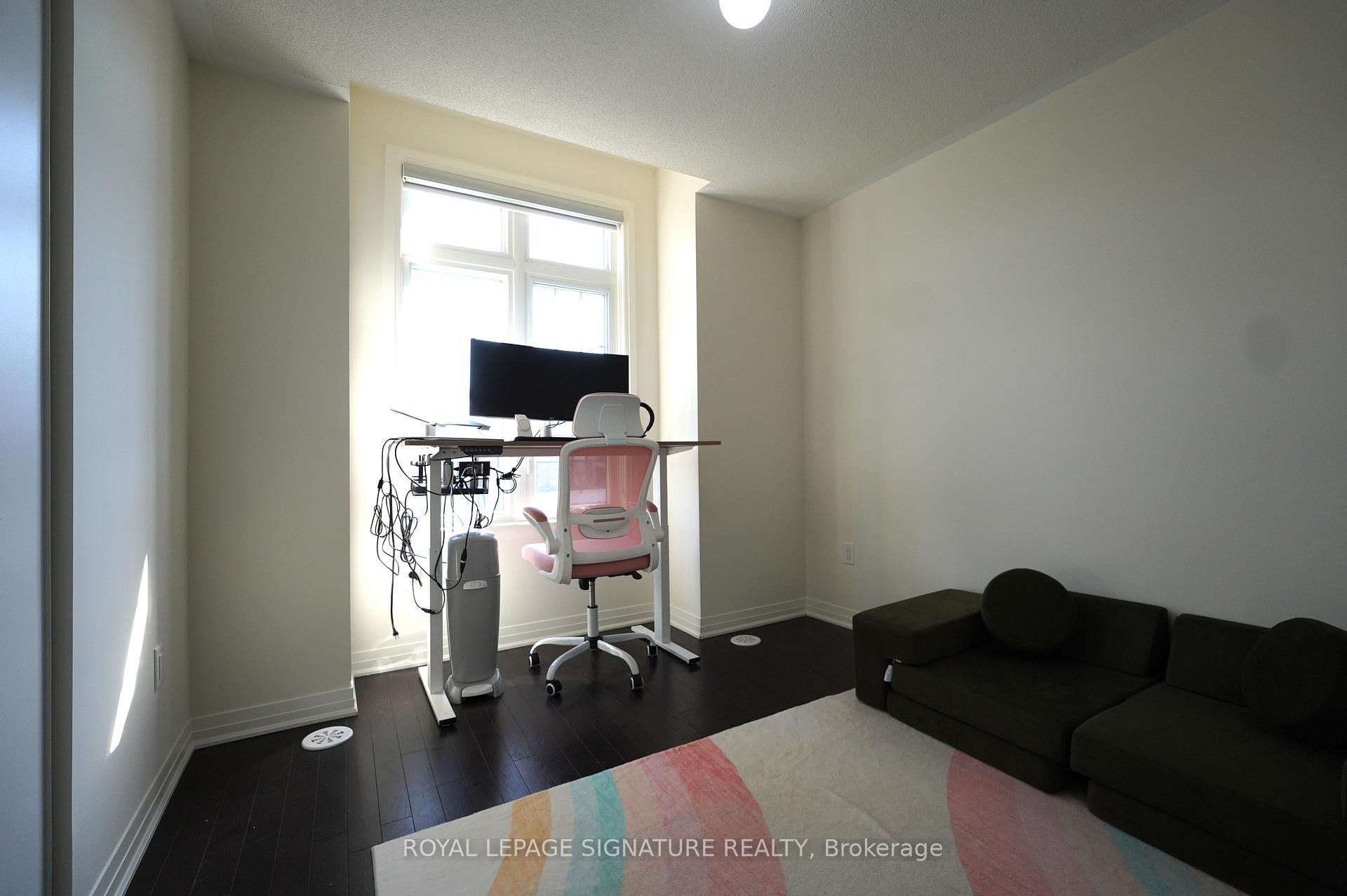 Photo 22 of 212 Lord Elgin Lane, Clarington, Bowmanville — HOMEH