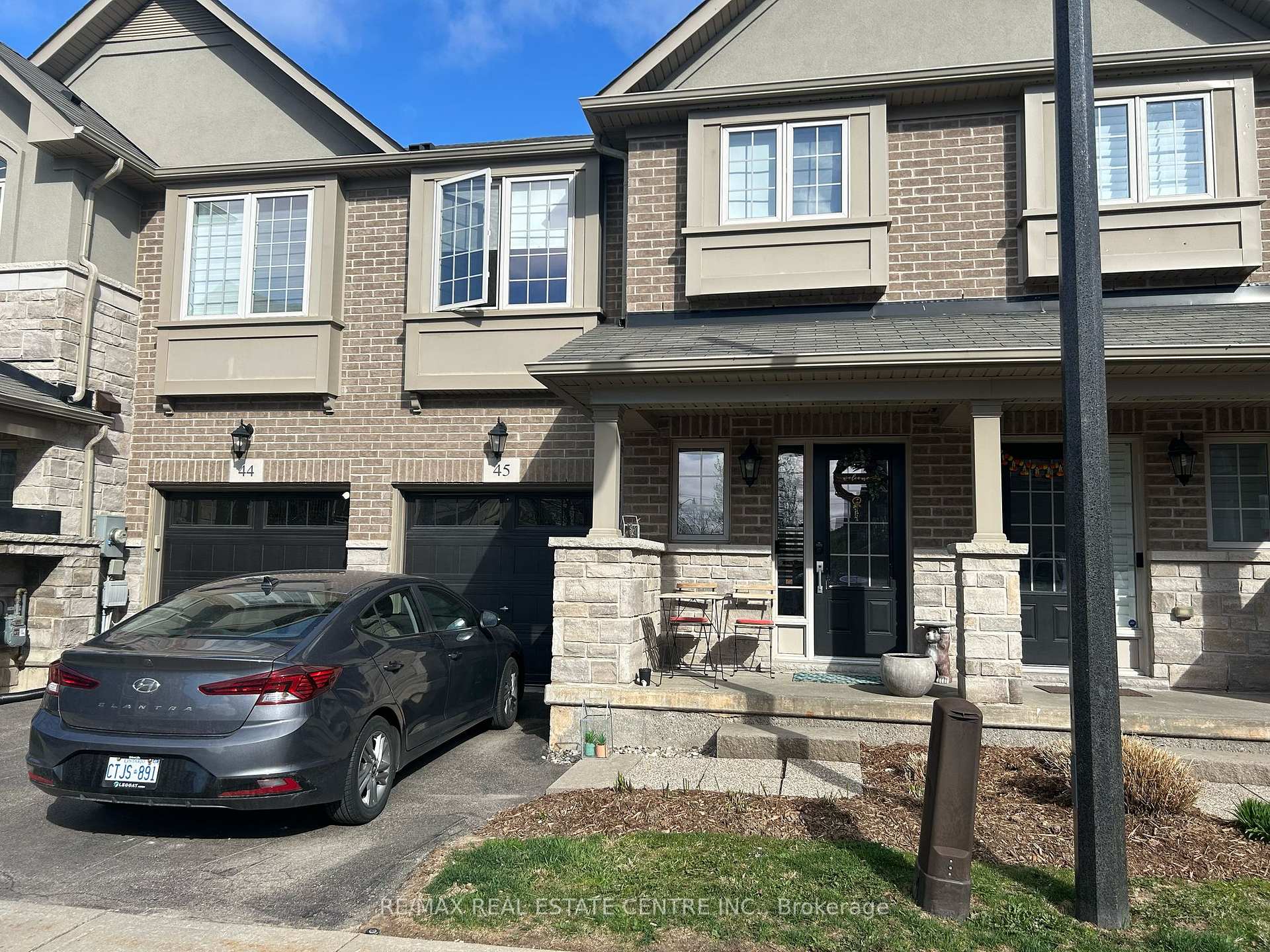 Photo 1 of Unit 45, 215 Dundas Street E, Hamilton, Waterdown — HOMEH