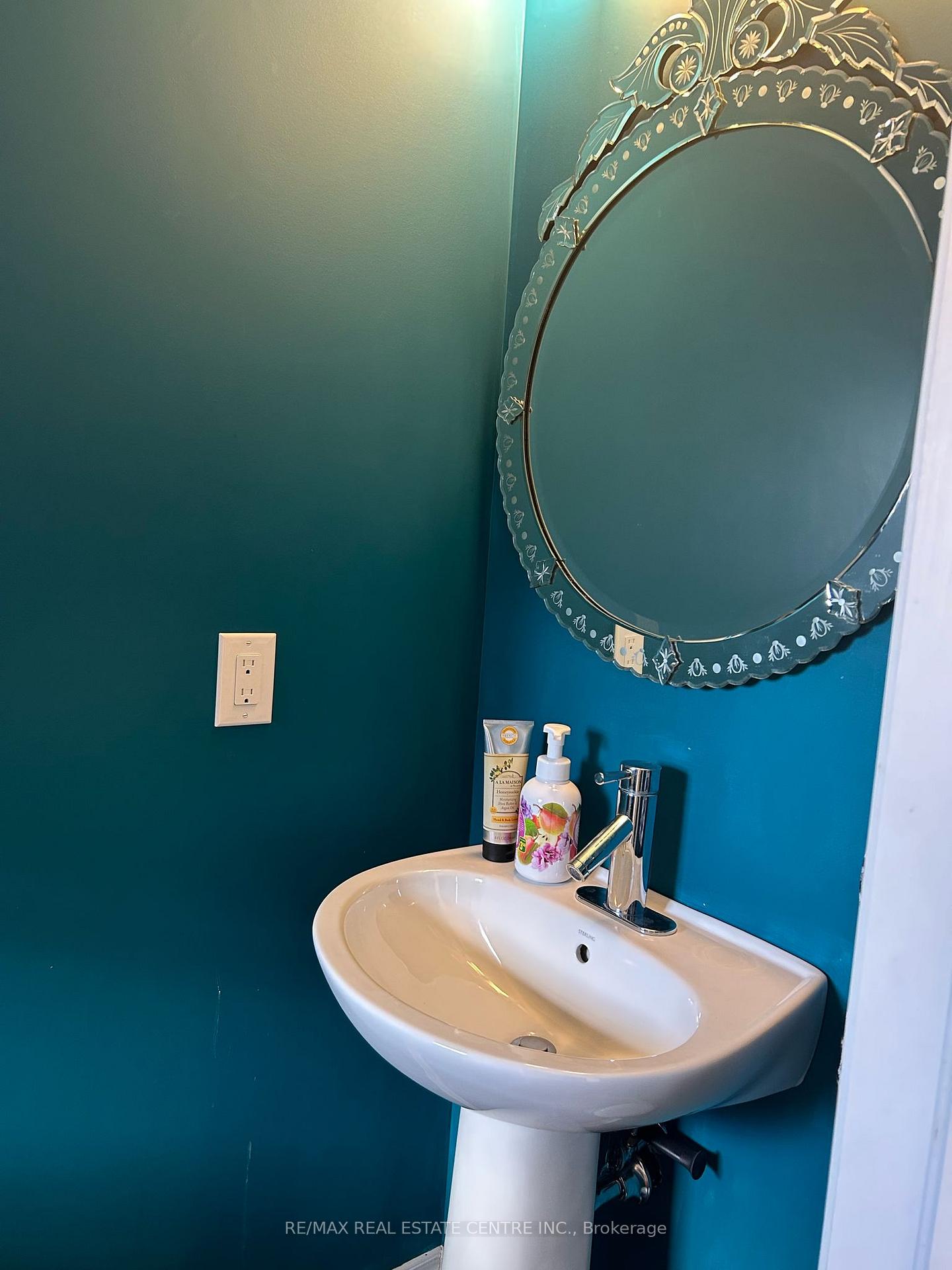 Photo 26 of Unit 45, 215 Dundas Street E, Hamilton, Waterdown — HOMEH