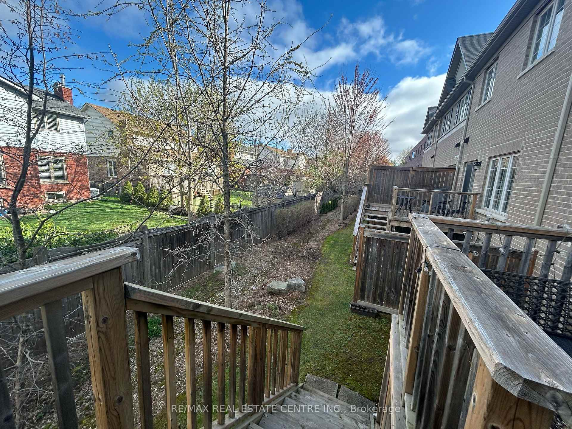 Photo 33 of Unit 45, 215 Dundas Street E, Hamilton, Waterdown — HOMEH