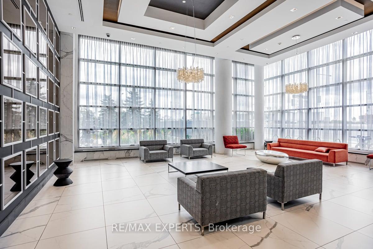 Photo 3 of Unit 724, 3600 Highway 7 Road, Vaughan, Vaughan Corporate Centre — HOMEH