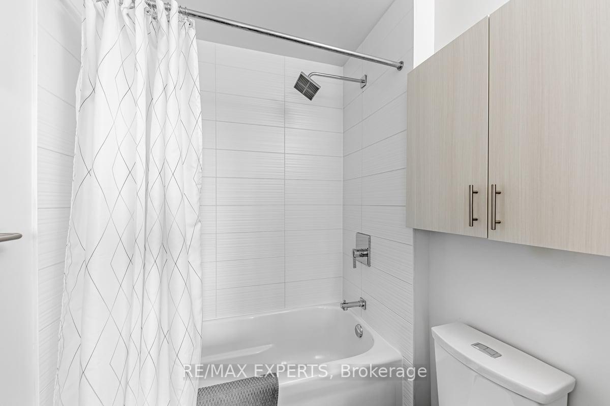 Photo 25 of Unit 724, 3600 Highway 7 Road, Vaughan, Vaughan Corporate Centre — HOMEH