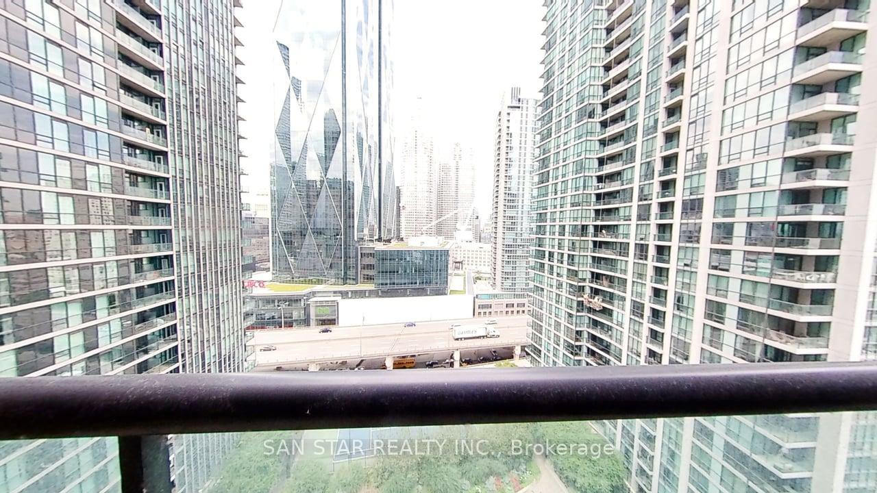 Photo 8 of Unit 1811, 12 Yonge Street, Toronto, Waterfront Communities — HOMEH