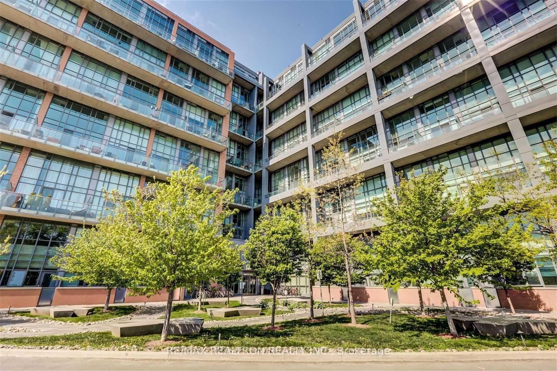 Photo 2 of Unit 324, 5 Hanna Avenue, Toronto, Niagara — HOMEH