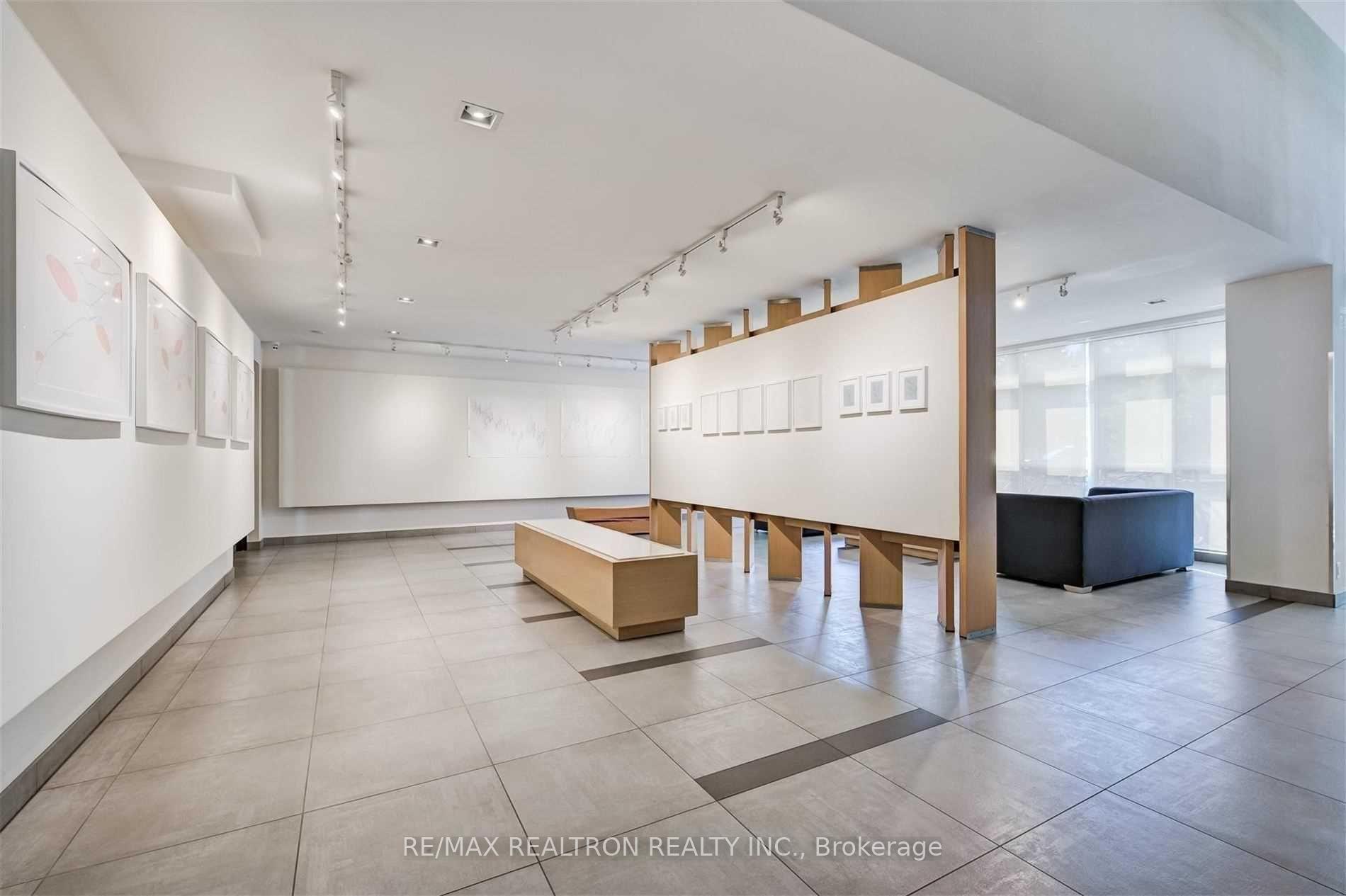 Photo 7 of Unit 324, 5 Hanna Avenue, Toronto, Niagara — HOMEH