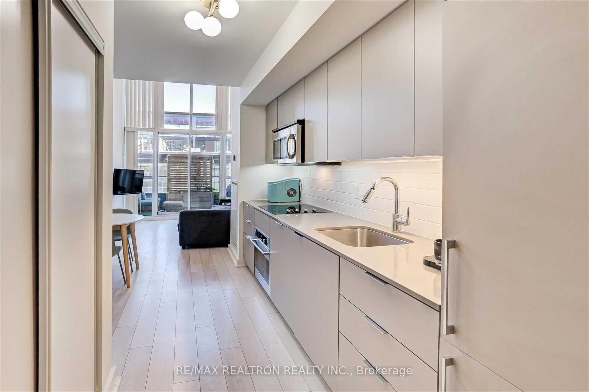 Photo 9 of Unit 324, 5 Hanna Avenue, Toronto, Niagara — HOMEH