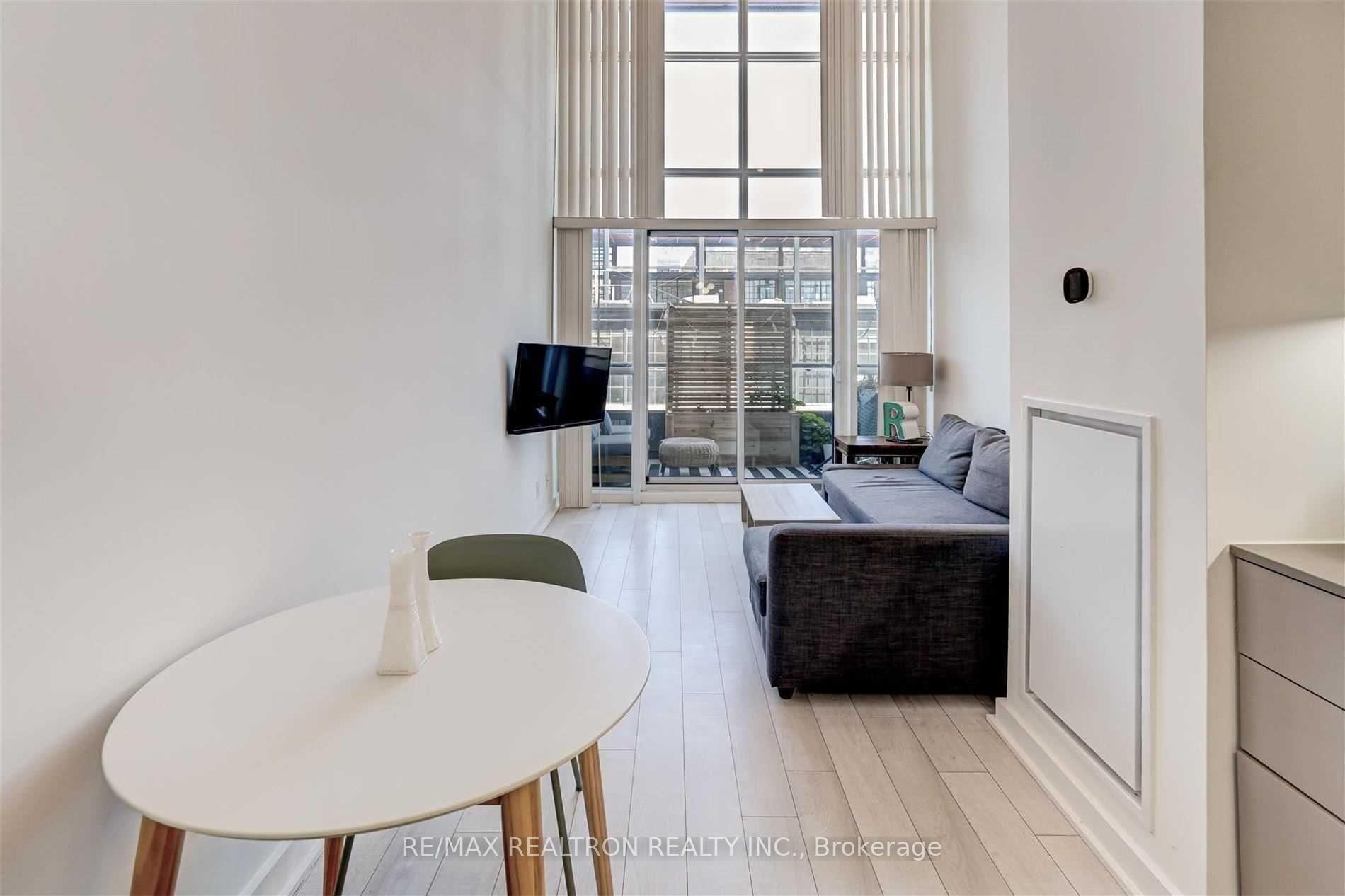 Photo 14 of Unit 324, 5 Hanna Avenue, Toronto, Niagara — HOMEH