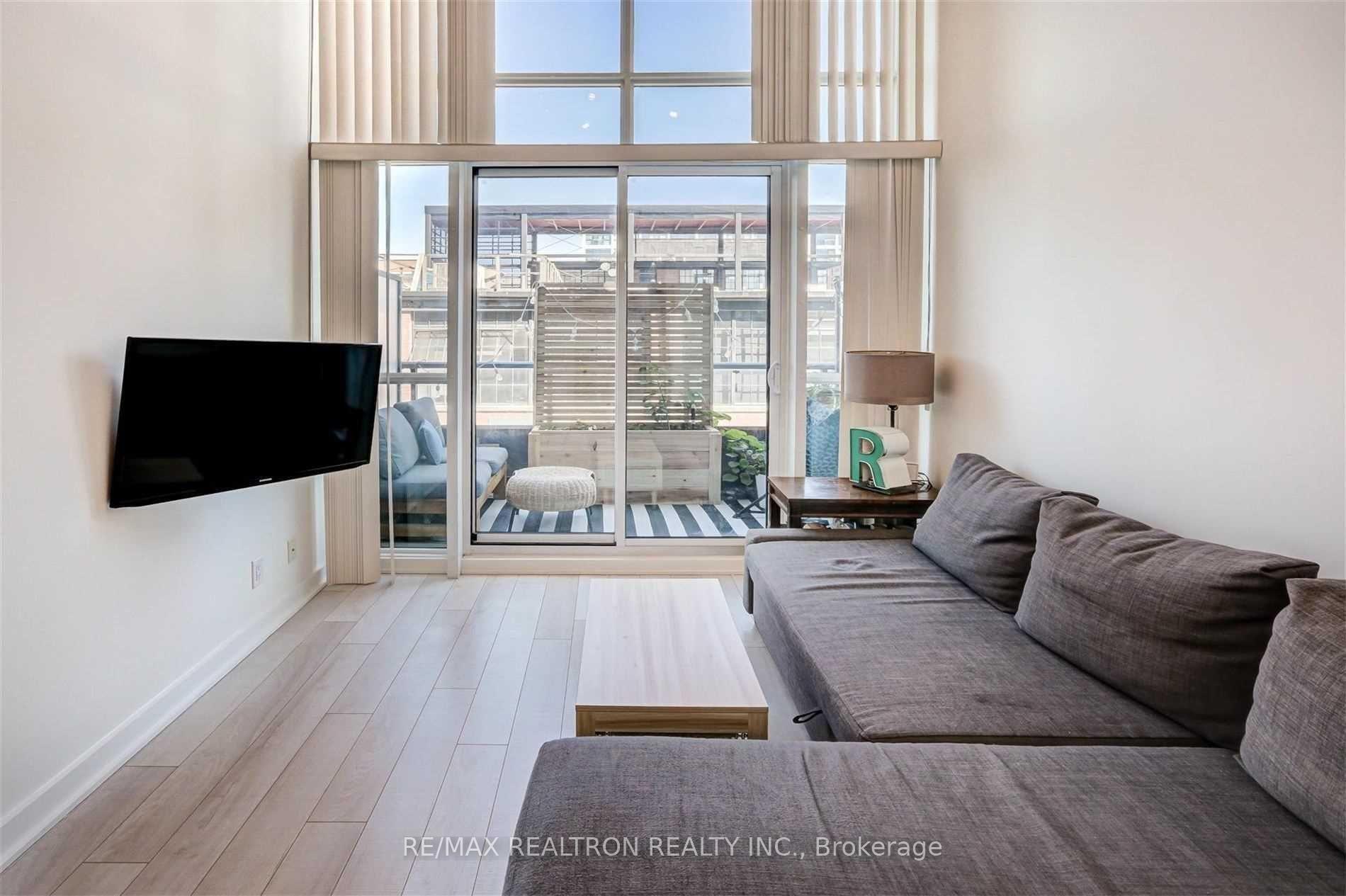 Photo 15 of Unit 324, 5 Hanna Avenue, Toronto, Niagara — HOMEH