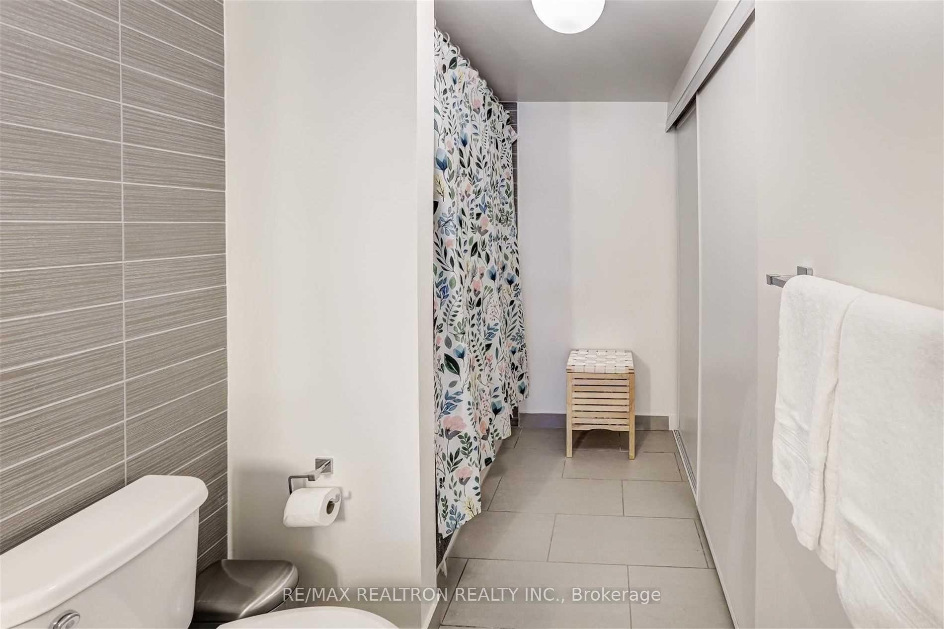 Photo 23 of Unit 324, 5 Hanna Avenue, Toronto, Niagara — HOMEH