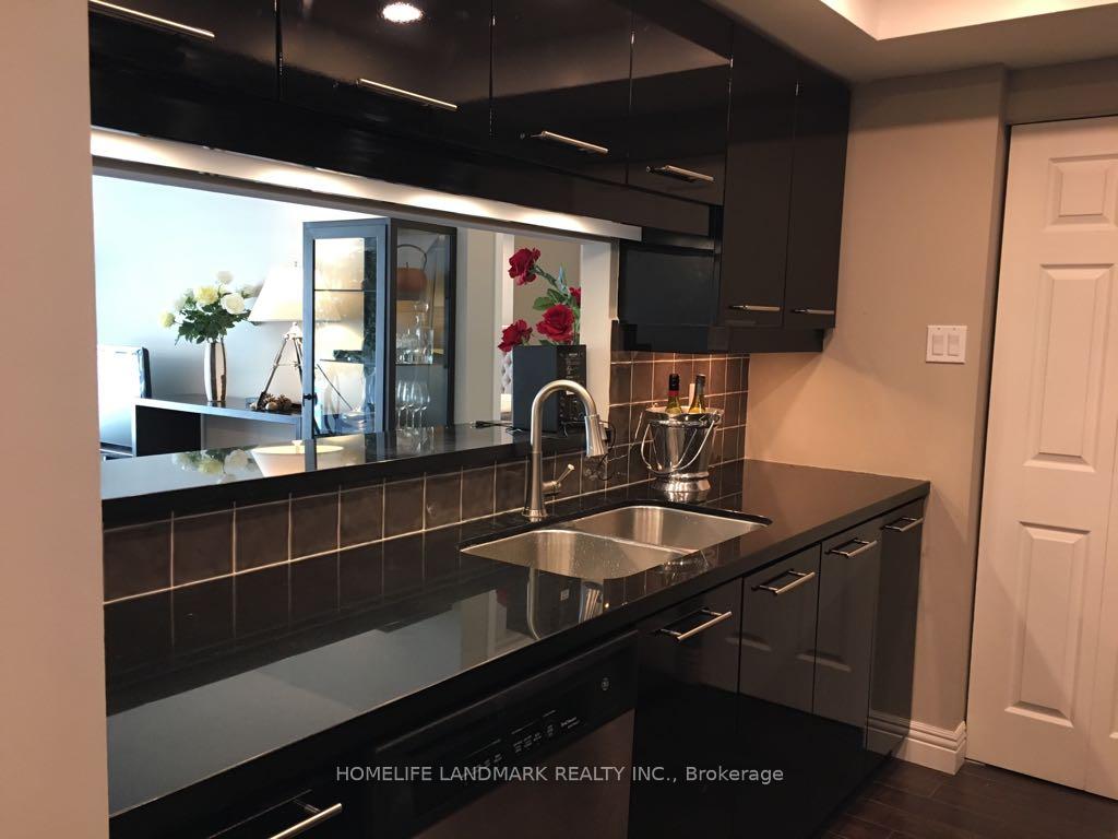 Photo 4 of Unit 2106, 99 Harbour Square, Toronto, Waterfront Communities — HOMEH