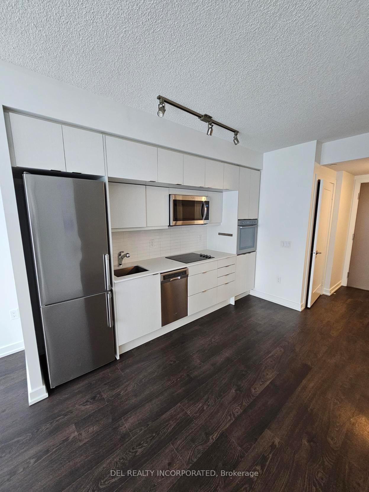 Photo 1 of Unit 1304, 10 York Street, Toronto, Waterfront Communities — HOMEH