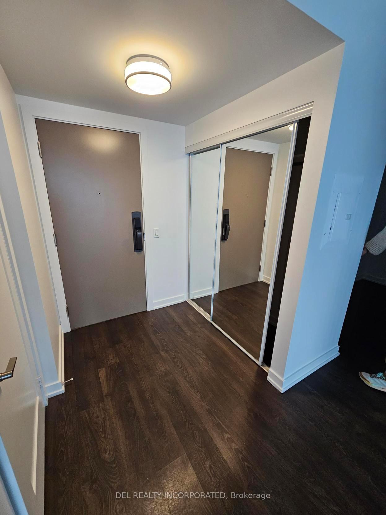 Photo 6 of Unit 1304, 10 York Street, Toronto, Waterfront Communities — HOMEH