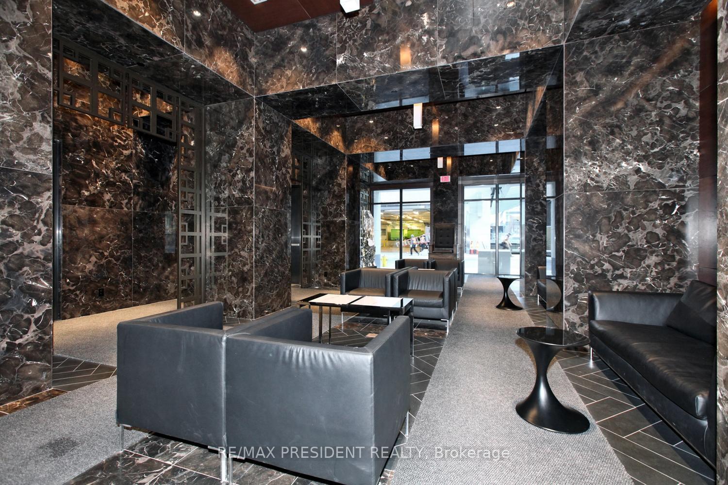 Photo 4 of Unit 3206, 70 Temperance Street, Toronto, Bay Street Corridor — HOMEH