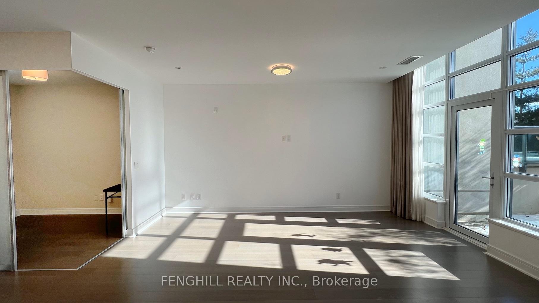 Photo 2 of Unit 111, 35 Brian Peck Crescent, Toronto, Thorncliffe Park — HOMEH