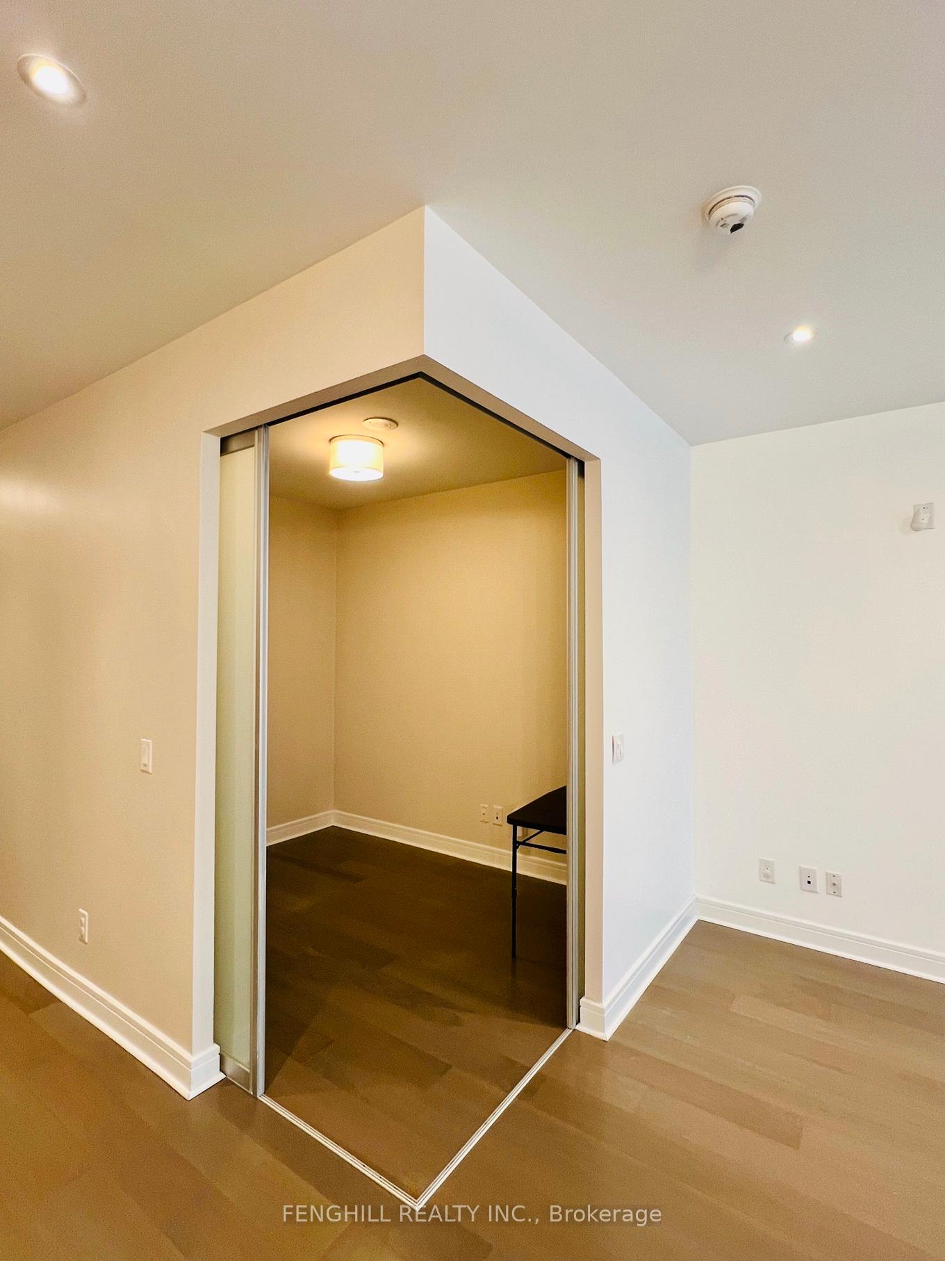 Photo 13 of Unit 111, 35 Brian Peck Crescent, Toronto, Thorncliffe Park — HOMEH