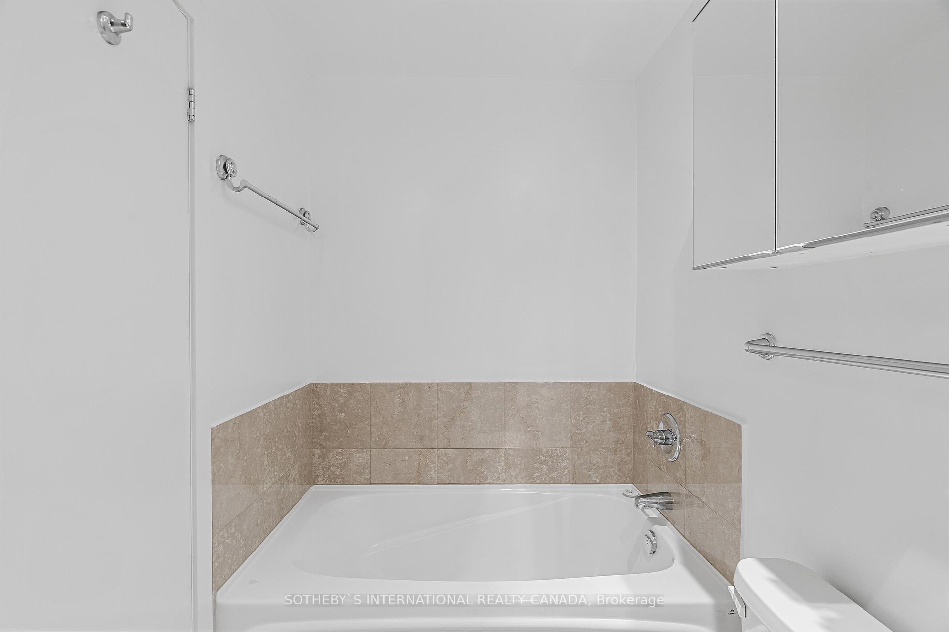 Photo 60 of Unit 2502, 218 Queens Quay W, Toronto, Waterfront Communities — HOMEH