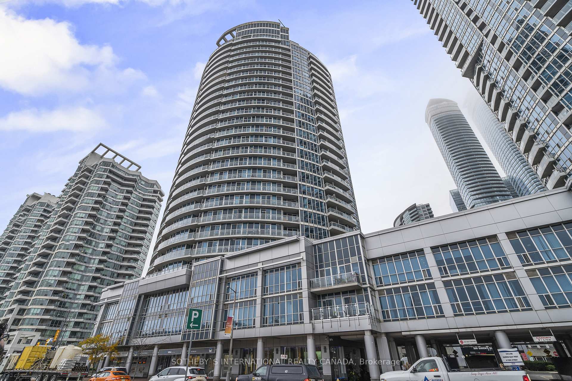Photo 2 of Unit 2502, 218 Queens Quay W, Toronto, Waterfront Communities — HOMEH