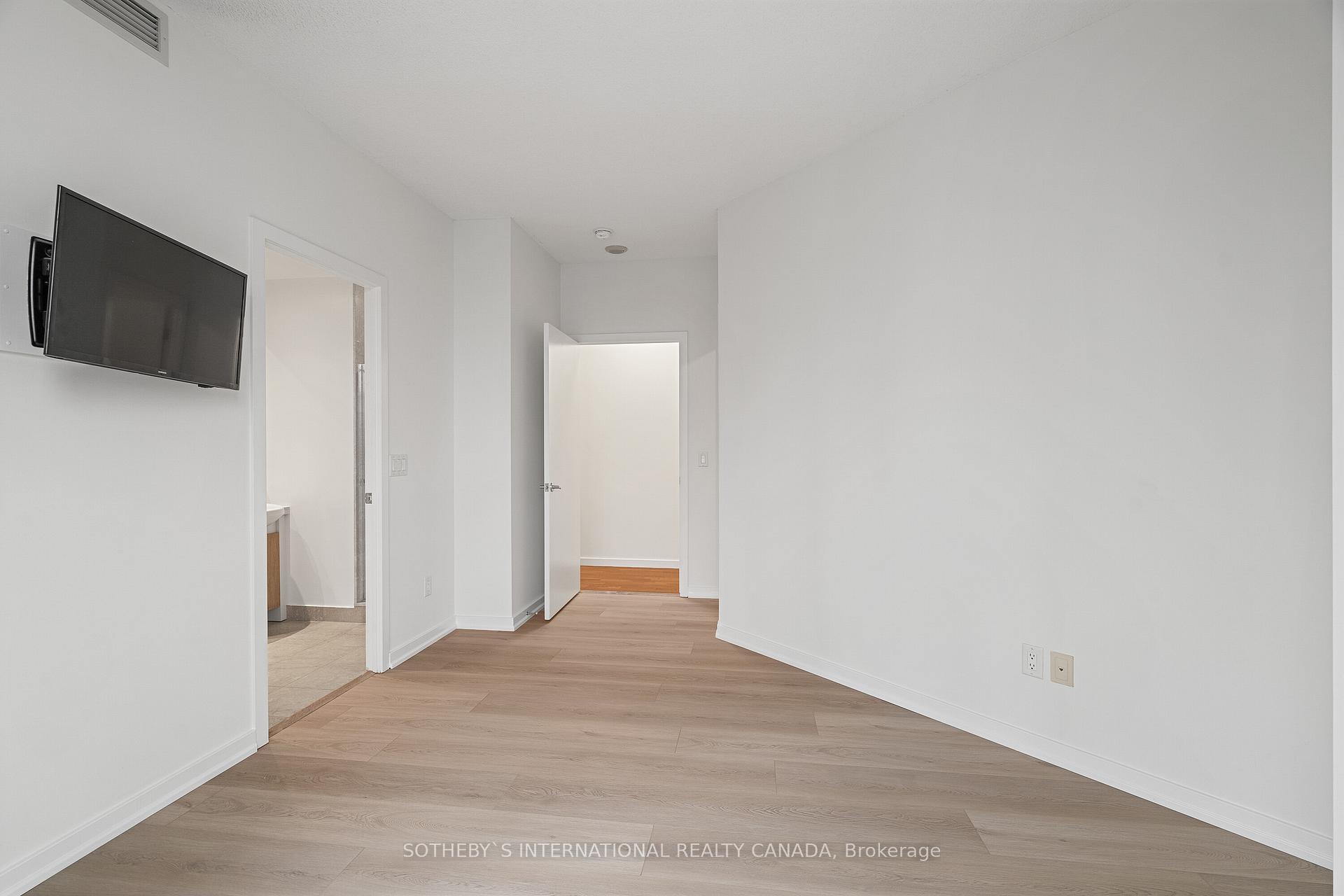 Photo 40 of Unit 2502, 218 Queens Quay W, Toronto, Waterfront Communities — HOMEH