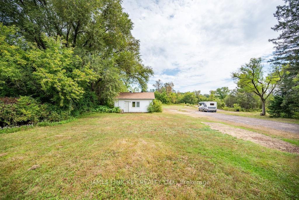 Photo 14 of 33016 Highway 17, Deep River — HOMEH