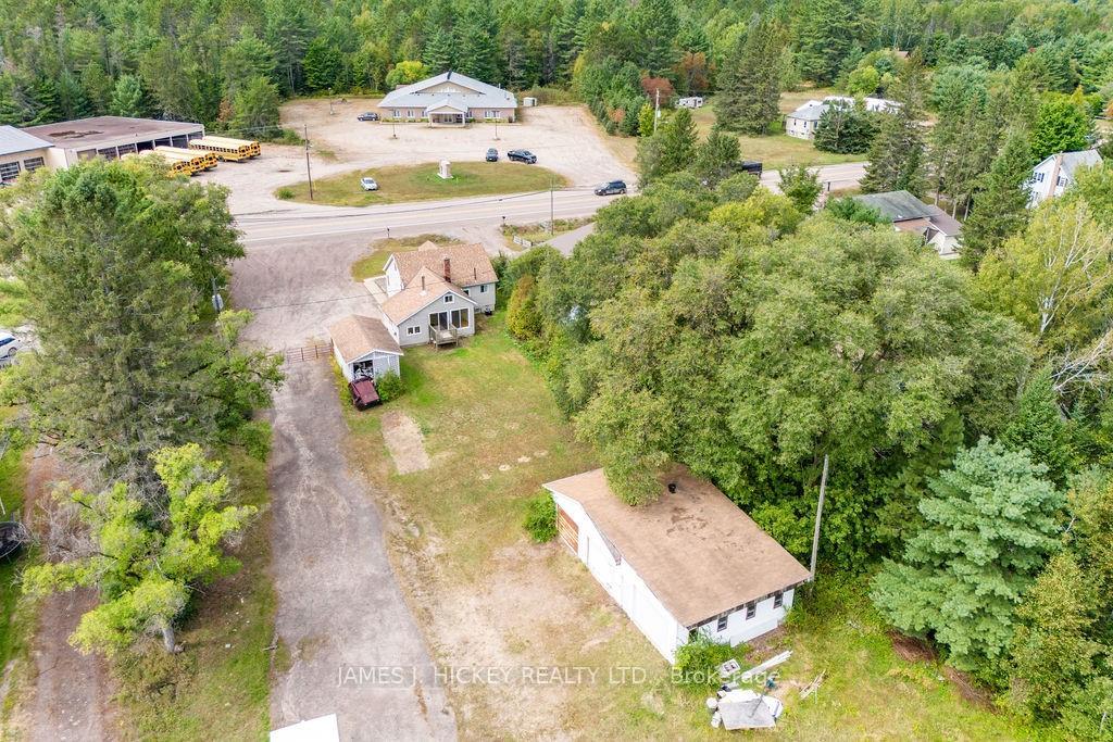 Photo 15 of 33016 Highway 17, Deep River — HOMEH