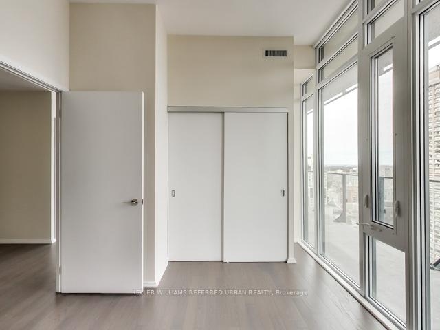 Photo 10 of Unit 3407, 75 St Nicholas Street, Toronto, Bay Street Corridor — HOMEH