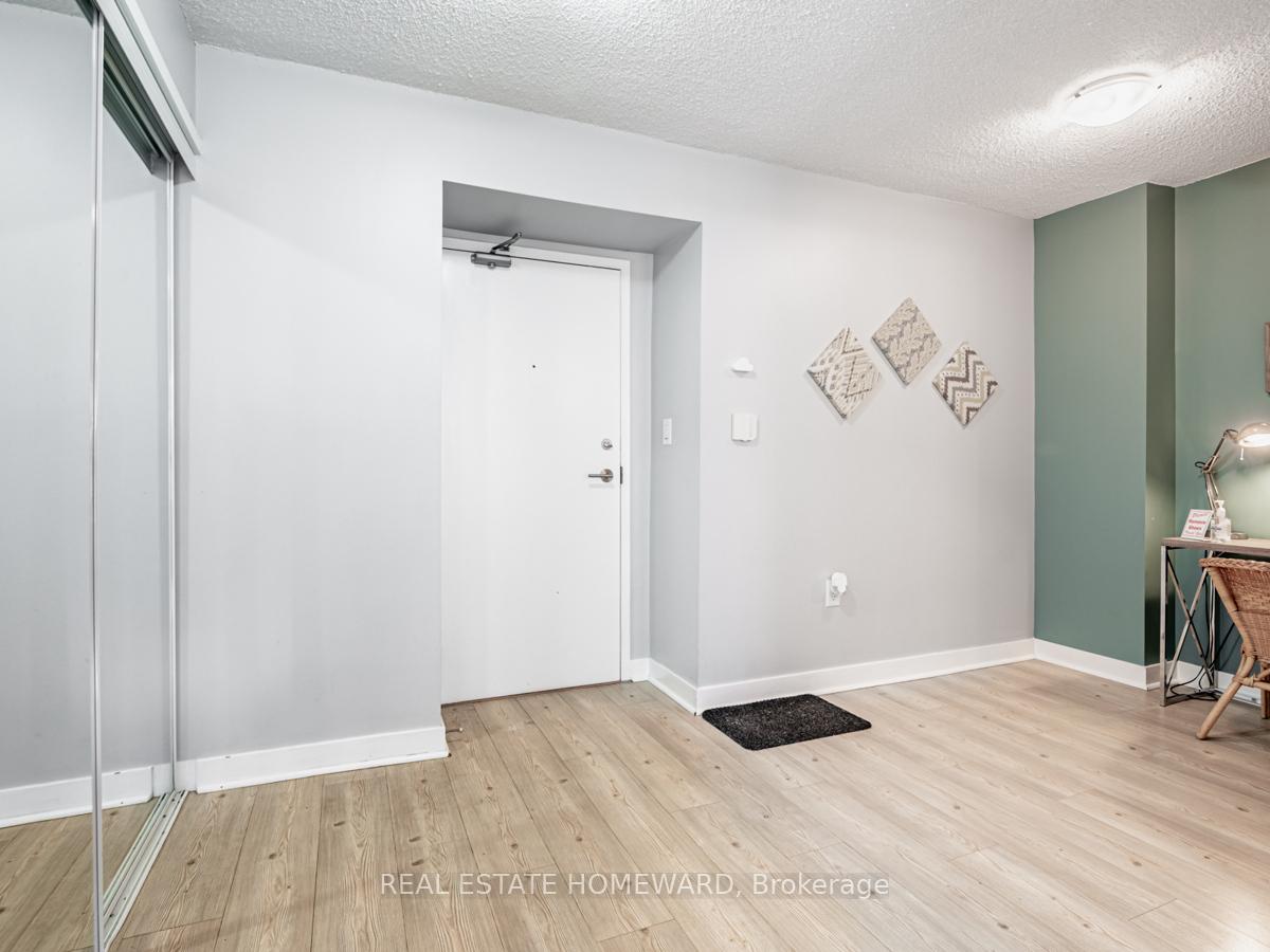 Photo 2 of Unit 1810, 25 Telegram Mews, Toronto, Waterfront Communities — HOMEH