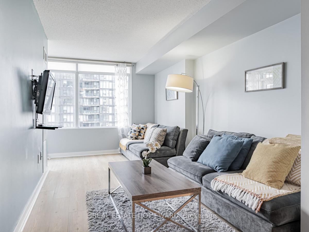 Photo 11 of Unit 1810, 25 Telegram Mews, Toronto, Waterfront Communities — HOMEH