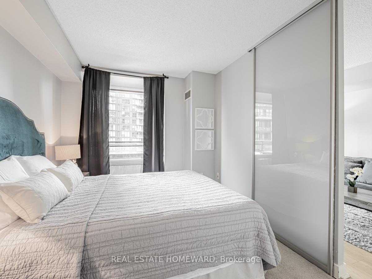 Photo 16 of Unit 1810, 25 Telegram Mews, Toronto, Waterfront Communities — HOMEH