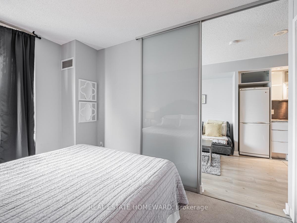 Photo 17 of Unit 1810, 25 Telegram Mews, Toronto, Waterfront Communities — HOMEH
