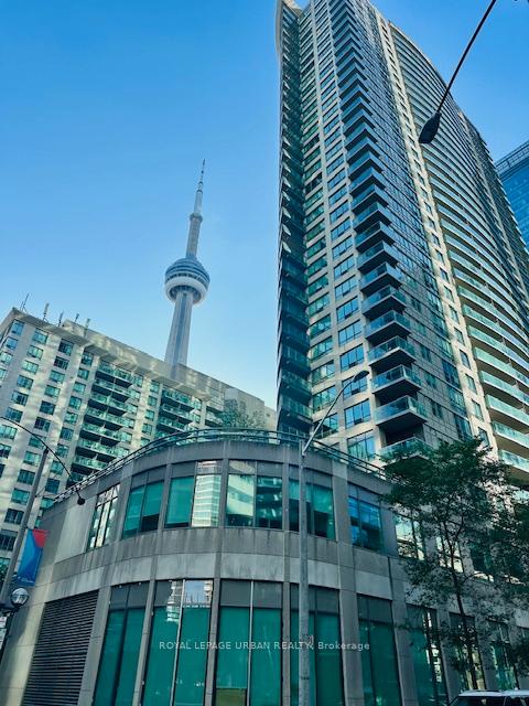 Photo 1 of Unit 2508, 30 Grand Trunk Crescent, Toronto, Waterfront Communities — HOMEH