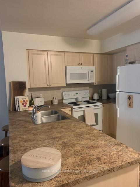 Photo 13 of Unit 2508, 30 Grand Trunk Crescent, Toronto, Waterfront Communities — HOMEH