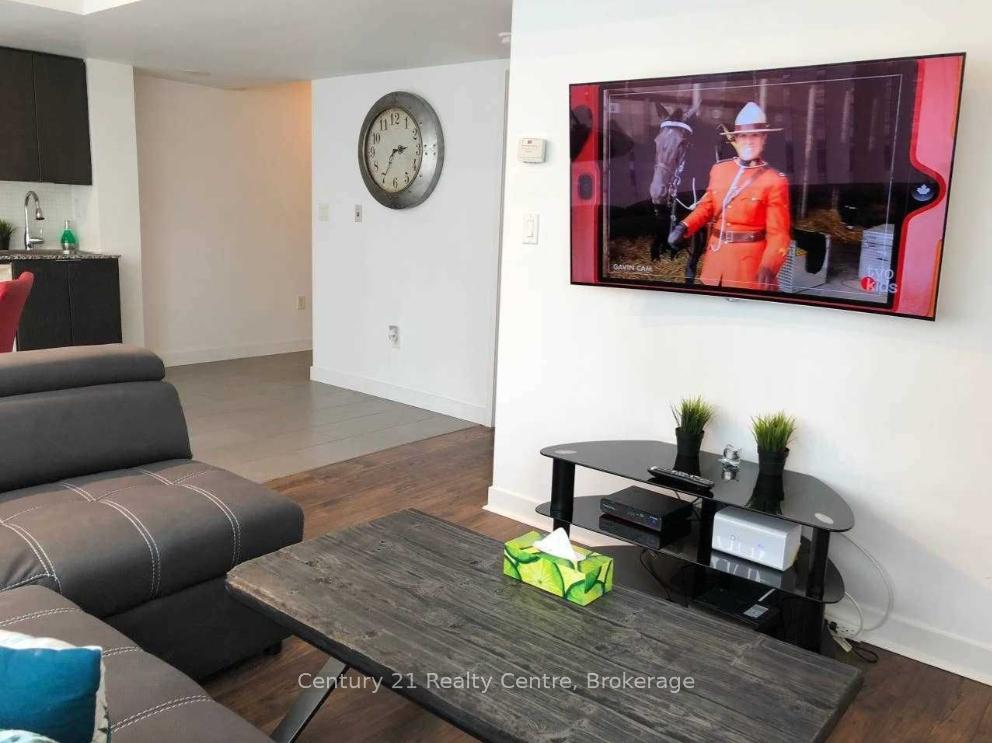 Photo 1 of Unit 616, 15 Brunel Court, Toronto, Waterfront Communities — HOMEH