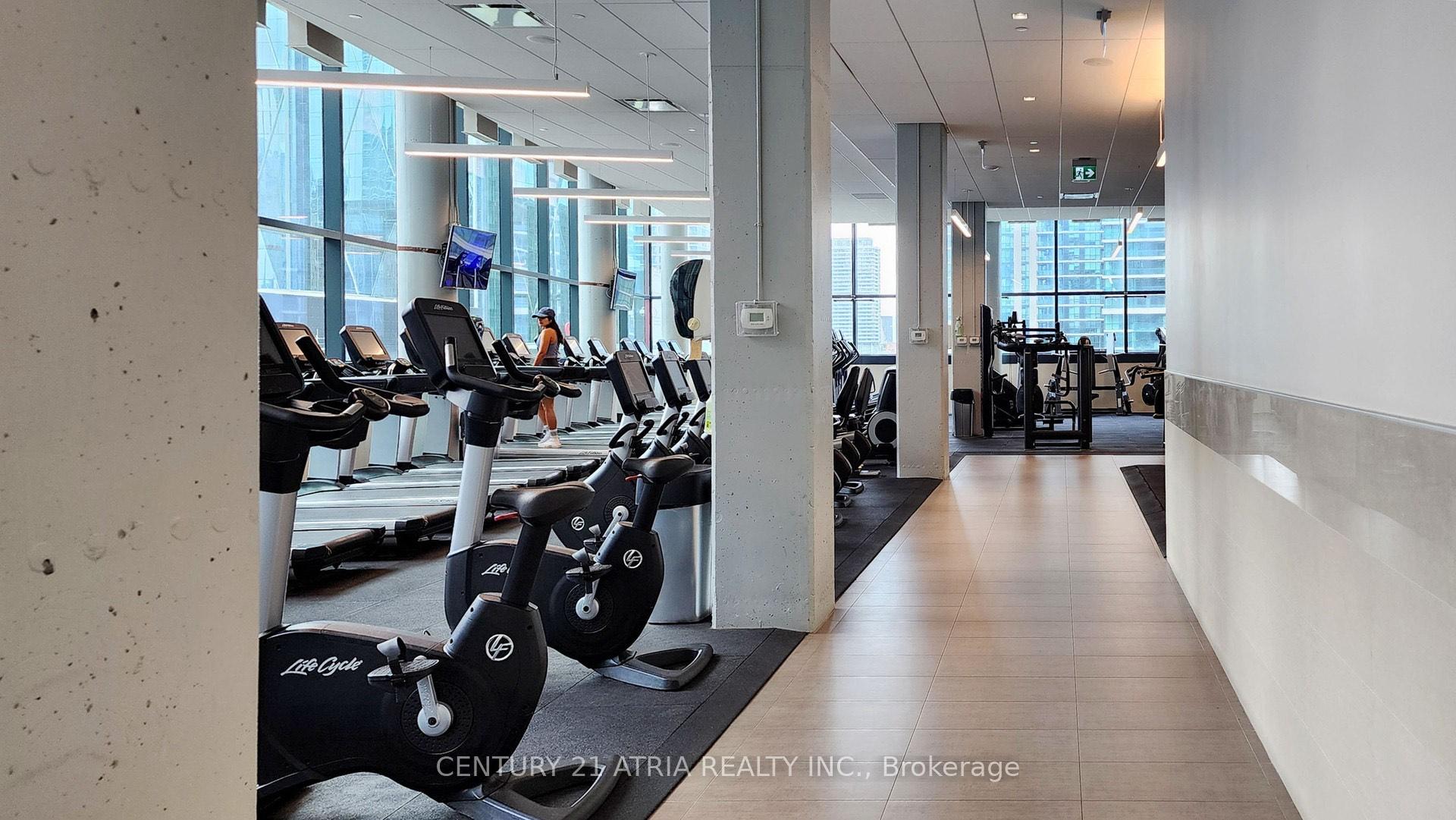 Photo 3 of Unit 1008, 100 Harbour Street, Toronto, Waterfront Communities — HOMEH