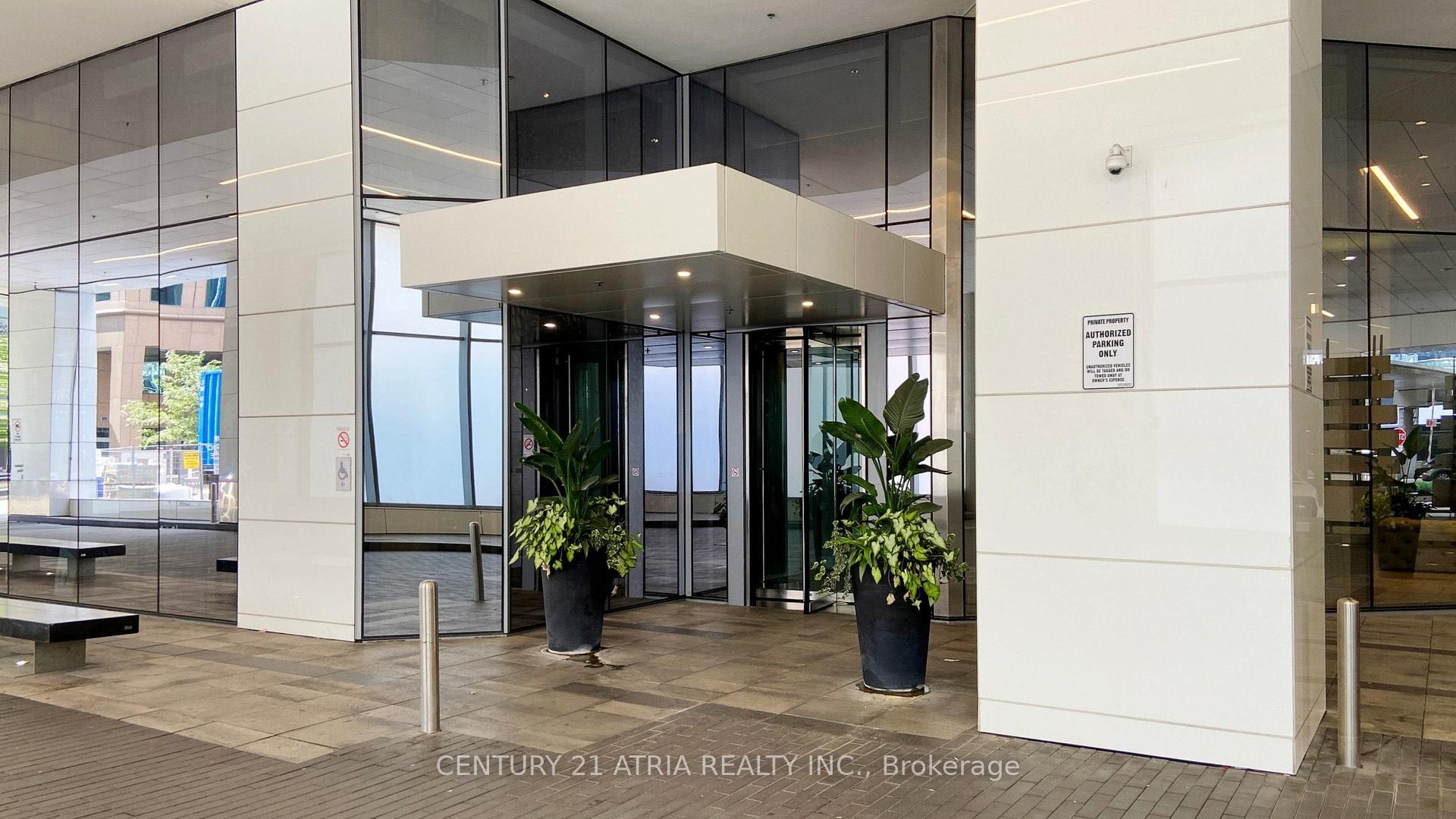 Photo 5 of Unit 1008, 100 Harbour Street, Toronto, Waterfront Communities — HOMEH