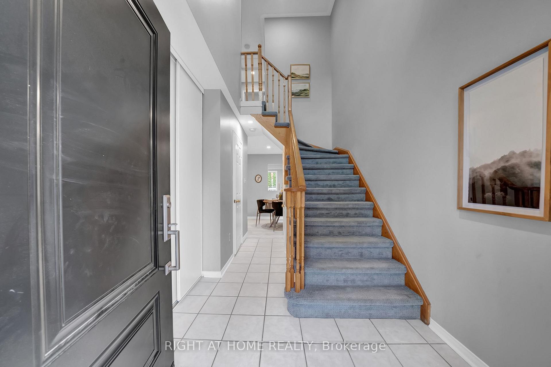Photo 2 of 9 Kershaw Street, Clarington, Bowmanville — HOMEH