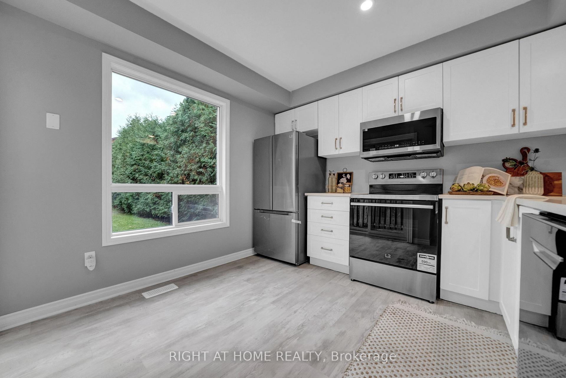 Photo 12 of 9 Kershaw Street, Clarington, Bowmanville — HOMEH
