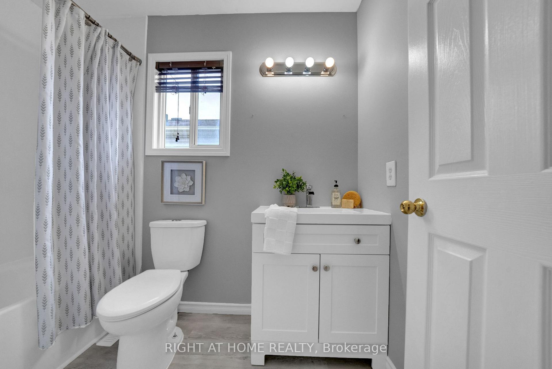 Photo 20 of 9 Kershaw Street, Clarington, Bowmanville — HOMEH