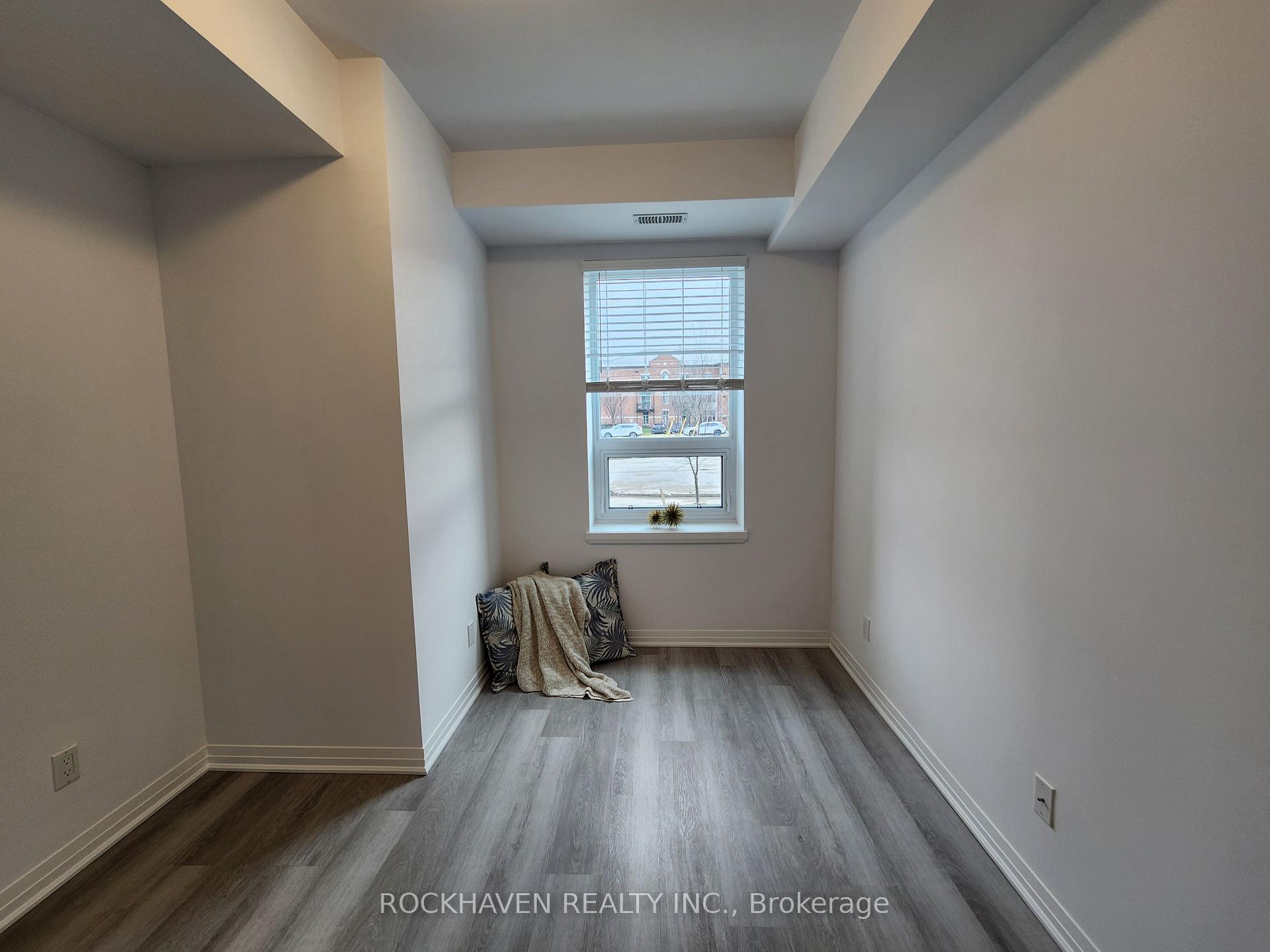 Photo 9 of Unit 109, 5 Hamilton Street N, Hamilton, Waterdown — HOMEH