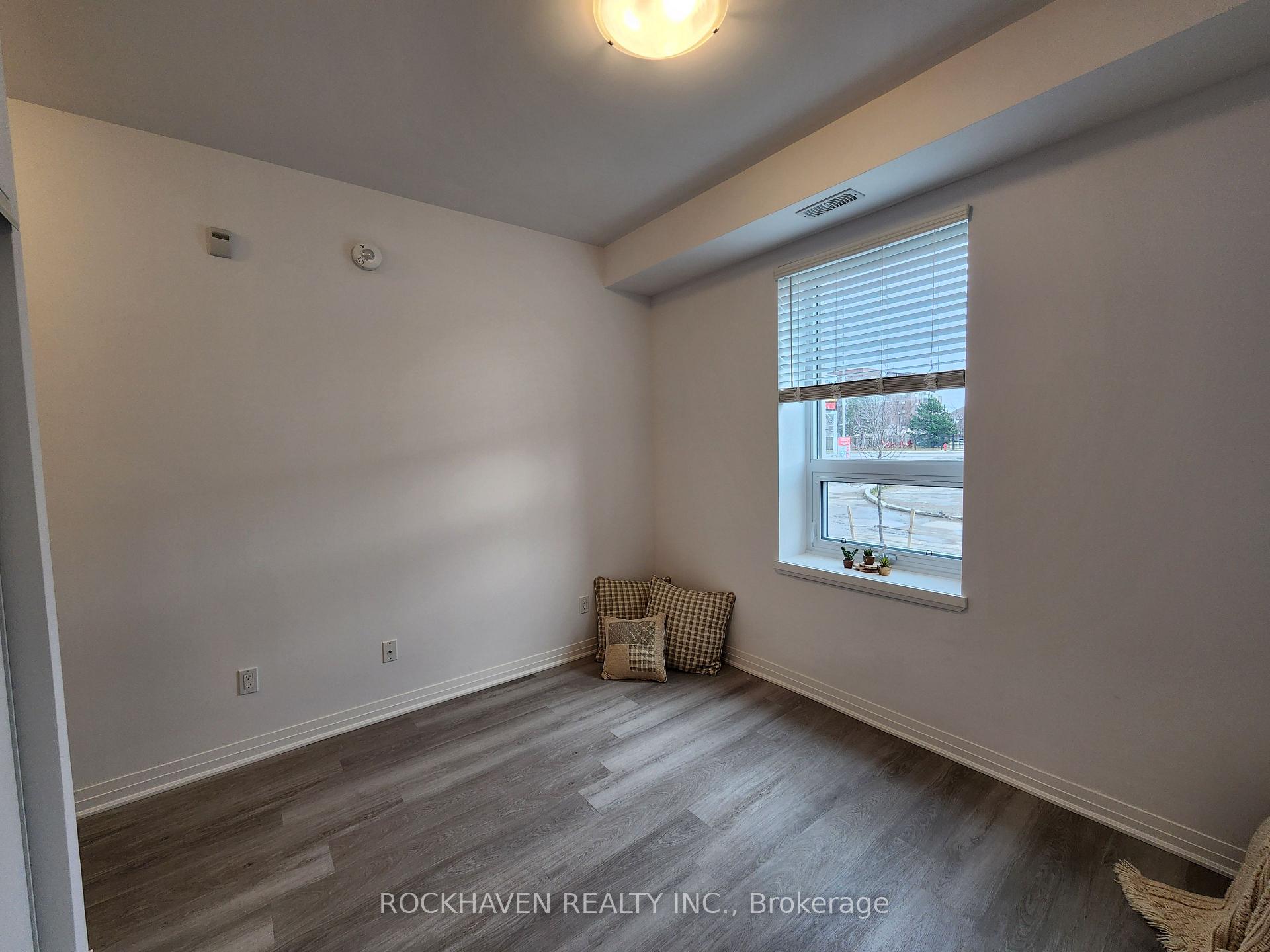 Photo 13 of Unit 109, 5 Hamilton Street N, Hamilton, Waterdown — HOMEH