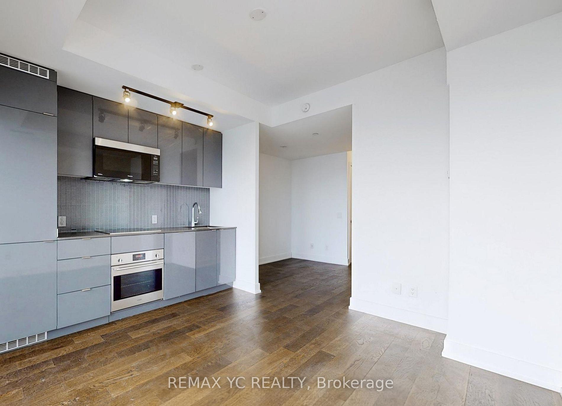 Photo 3 of Unit 3908, 7 Grenville Street, Toronto, Bay Street Corridor — HOMEH