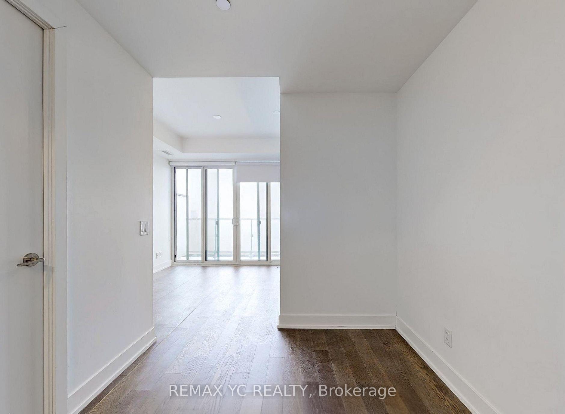 Photo 4 of Unit 3908, 7 Grenville Street, Toronto, Bay Street Corridor — HOMEH