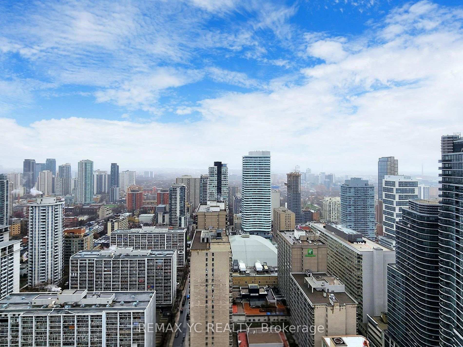 Photo 6 of Unit 3908, 7 Grenville Street, Toronto, Bay Street Corridor — HOMEH