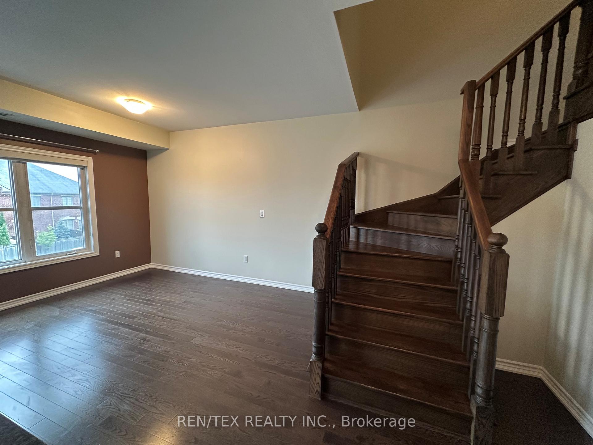 Photo 7 of Unit 208, 3865 Major Mackenzie Drive, Vaughan, Vellore Village — HOMEH